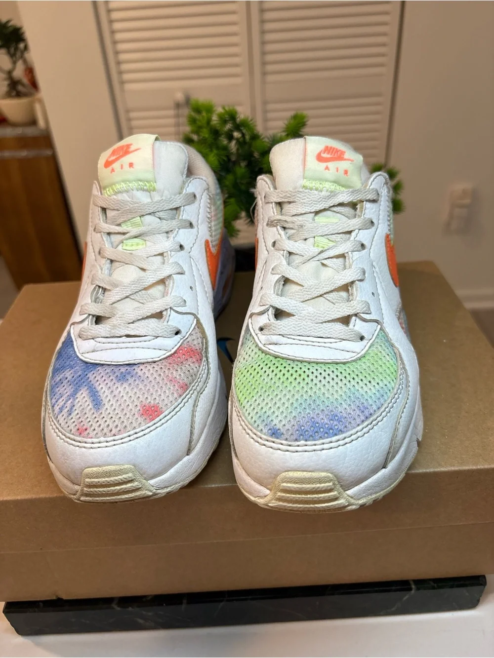 Nike Air Max Pastel Tie-Dye Sneakers with Orange Swoosh size 6.5 women’s